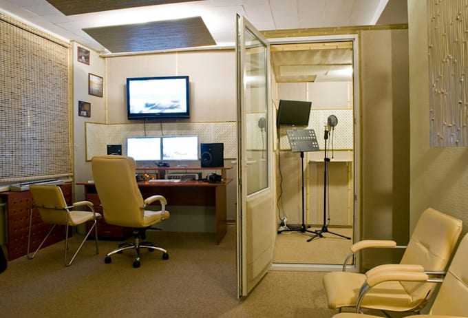 professional voiceover in russian, and ukrainian