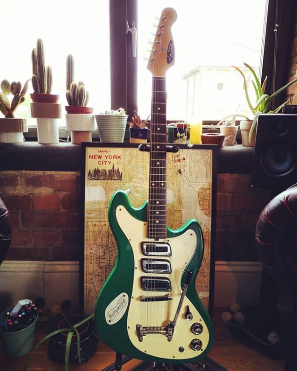 record rock guitar tracks that cut through your mix