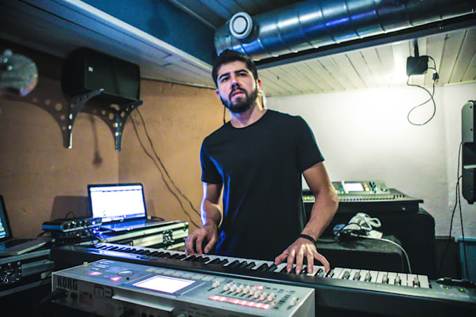 record professional piano and keyboards for your song