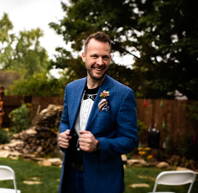record a professional american english male voiceover