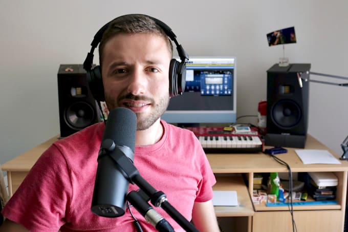 record a professional young italian voice over