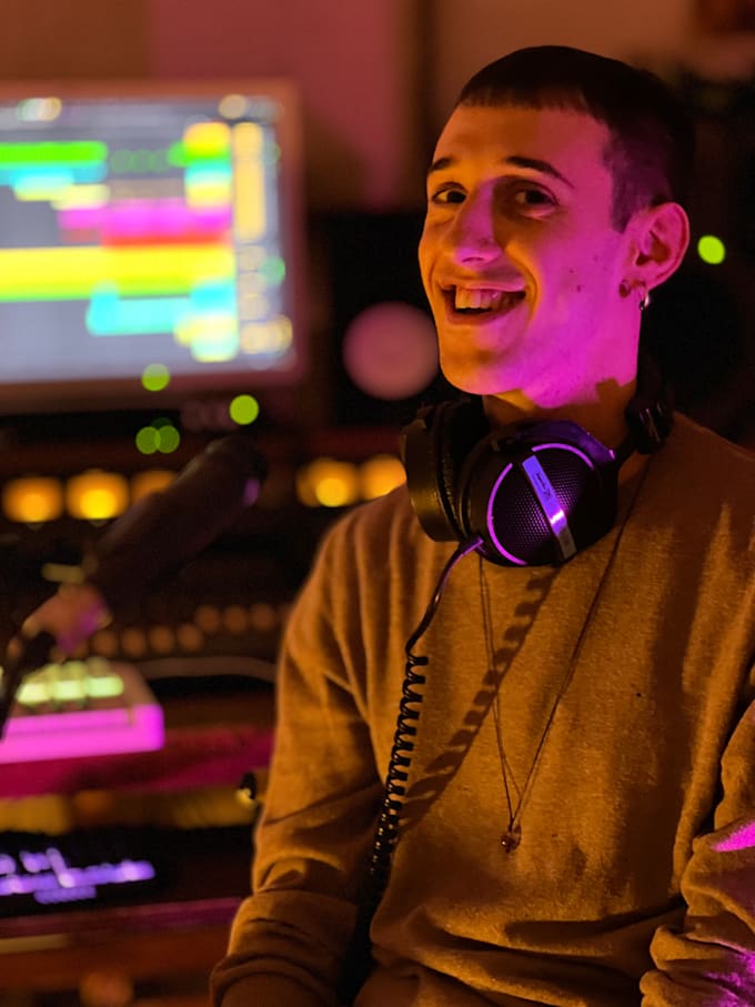 be your professional male singer