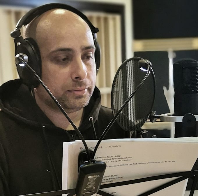 be your romanian voice over