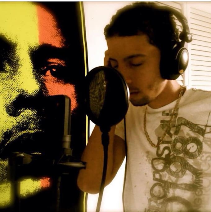 give you reggae or dancehall sean paul type vocals