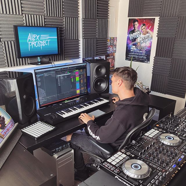 produce a world class hip hop beat