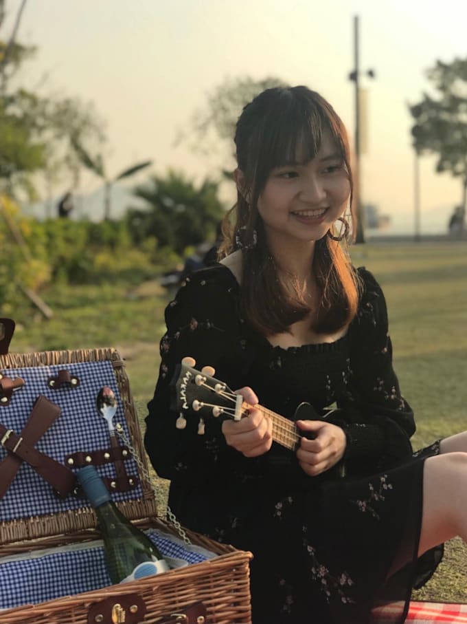 sing in cantonese, english and mandarin