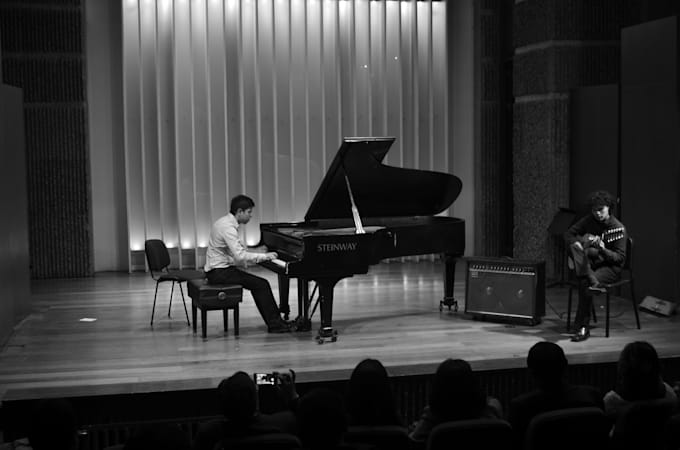 teach virtual piano lessons for kids and adults online from beginner to advanced