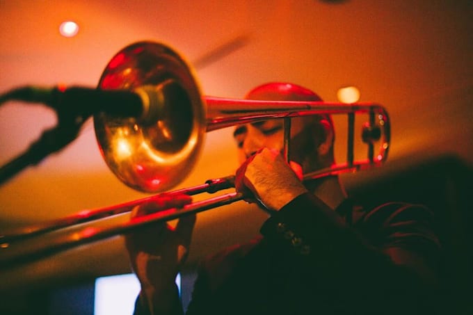 play trombone for you
