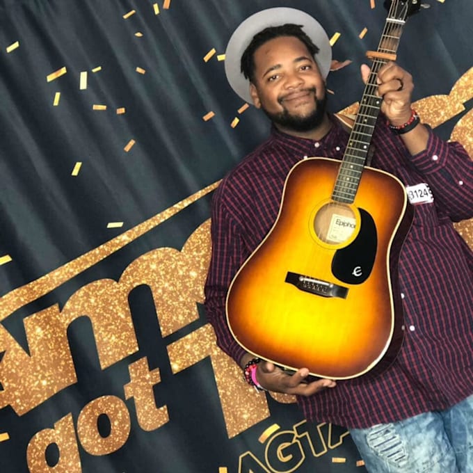 providing beginner guitar lessons