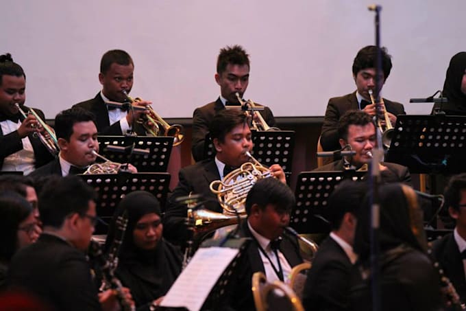compose play record and edit french horn part