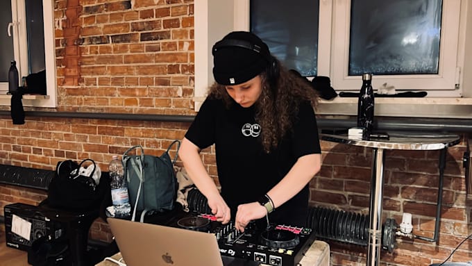 create a custom dj mix for you