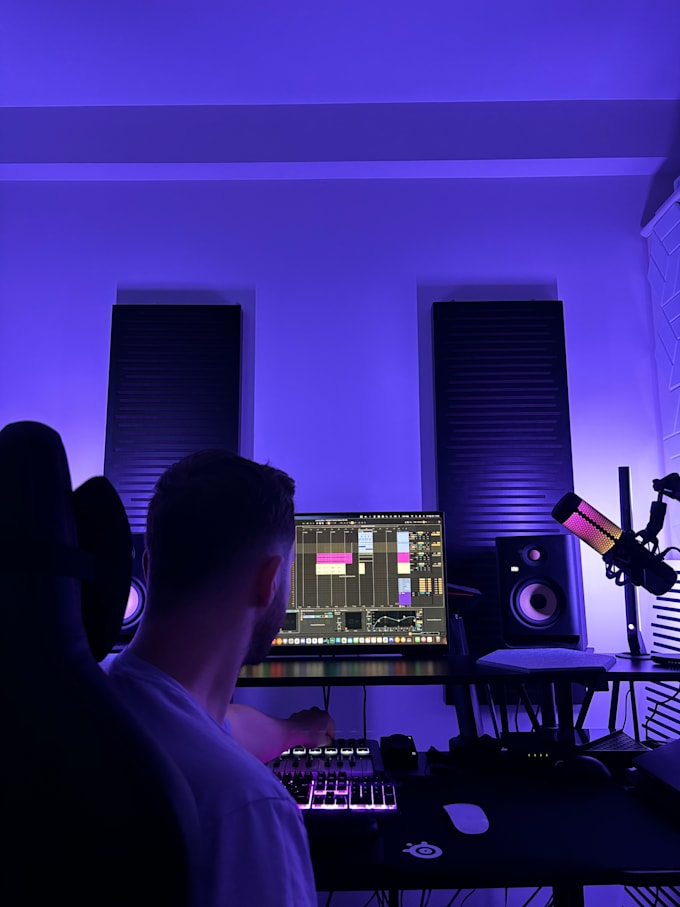 ghost produce edm, deep house, tech house melodic techno