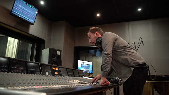 compose and arrange amazing soundtrack