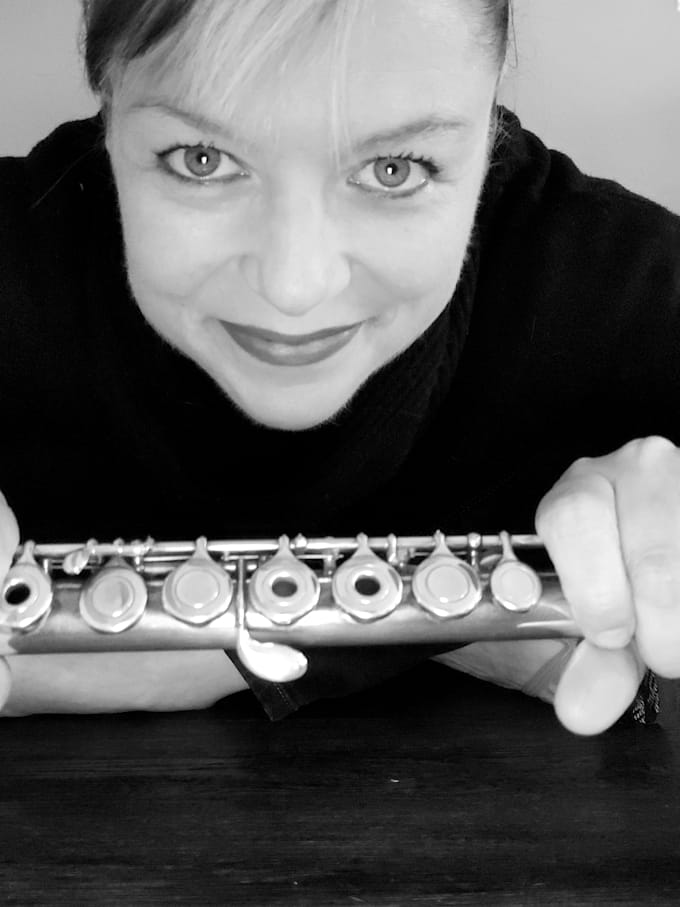 Instruct beginner flute players by Flutecoach Fiverr