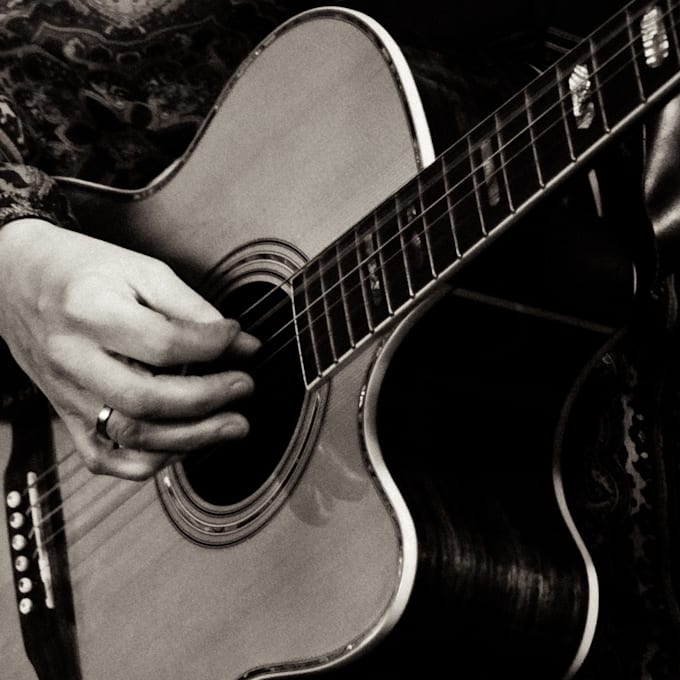 record fingerpicking guitar for you