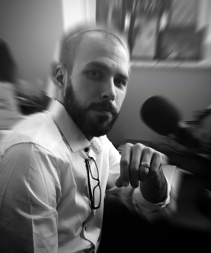 do deep american male voiceovers
