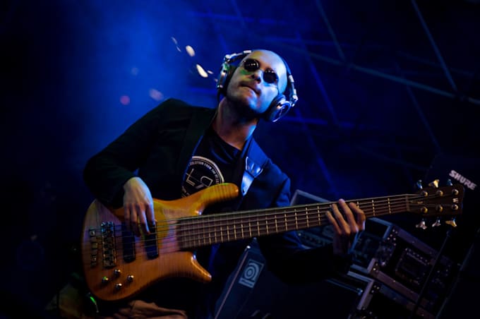 record a professional bassline with a killer tone