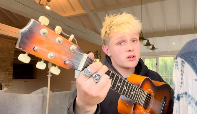 ghost write song lyrics or vocal melodies for your song