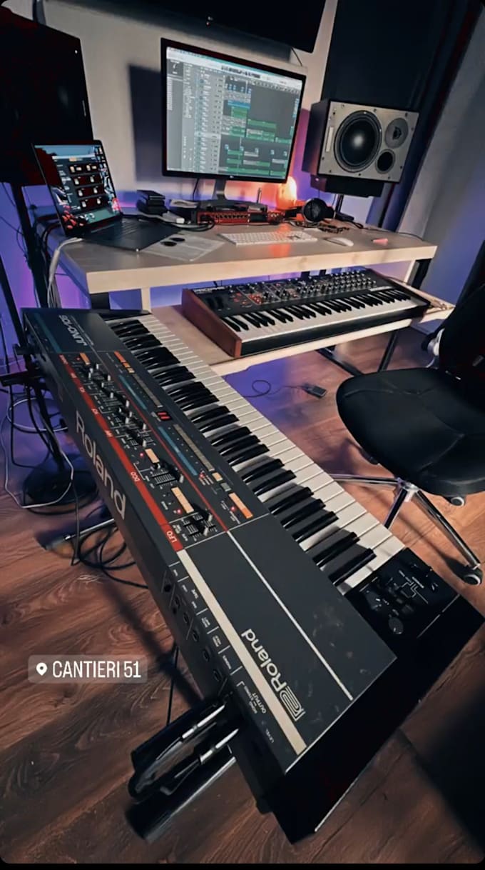 be your piano and keyboards player