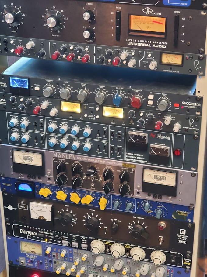 master your hiphop, electronic, music for those on a budget
