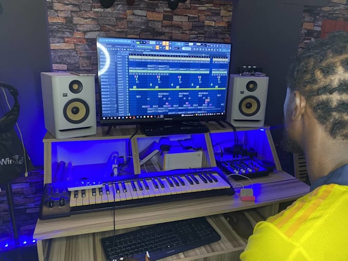 be your songwriter, composer for any genre, afrobeats, amapiano, rnb, rap, pop
