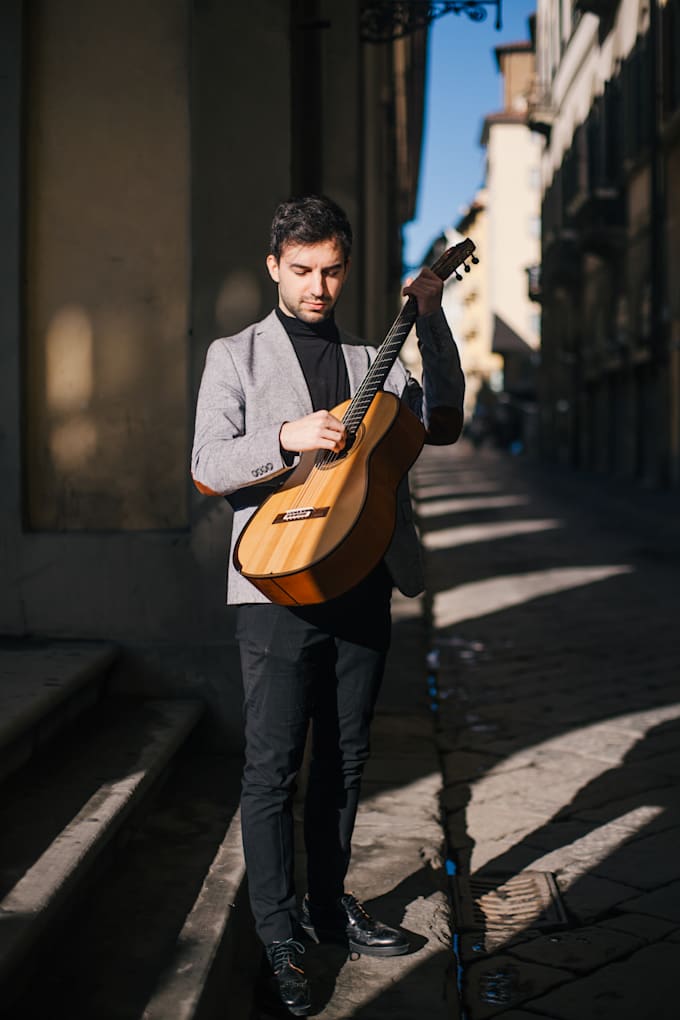 play clean fingerstyle classical guitars