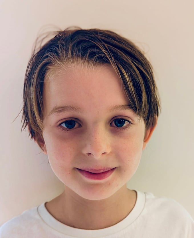 record a great british boy voice over