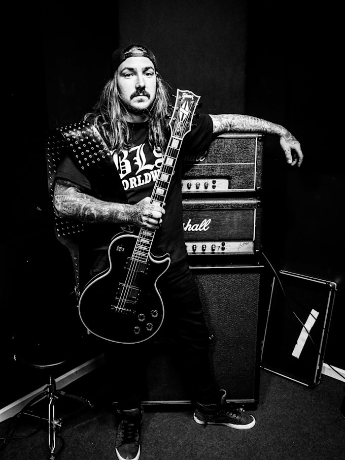 record epic guitar solos, riffs or rhythm tracks