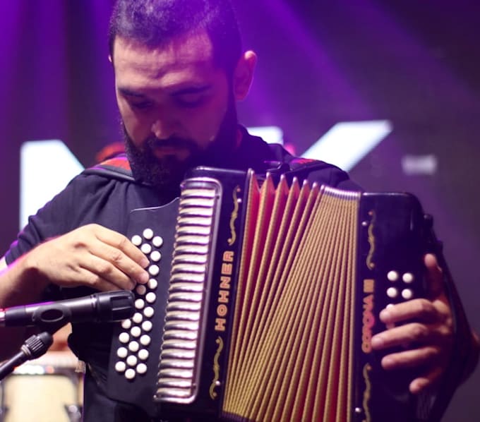 make a custom diatonic accordion song tutorial of your choice