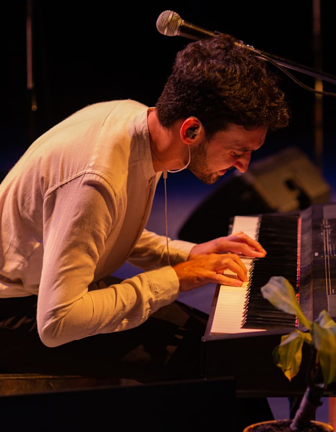 record professional pianos and keyboards for you