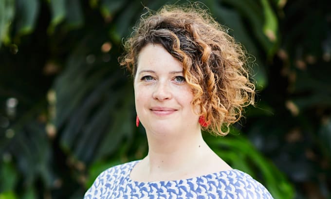 provide professional female voiceover talent