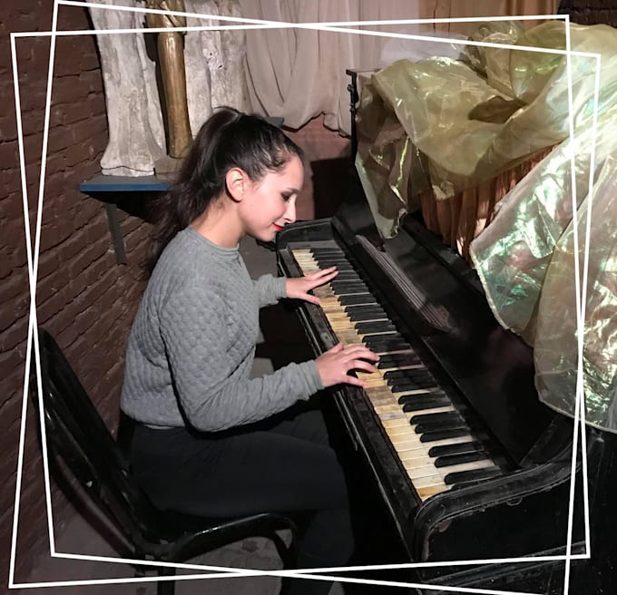 make a string arrangement for chamber musicians based on a melody