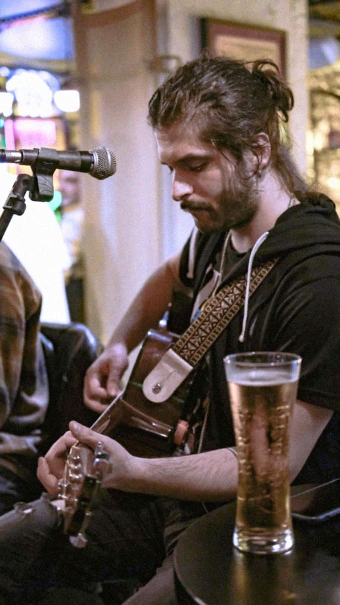 be your songwriter , arranger and melody maker