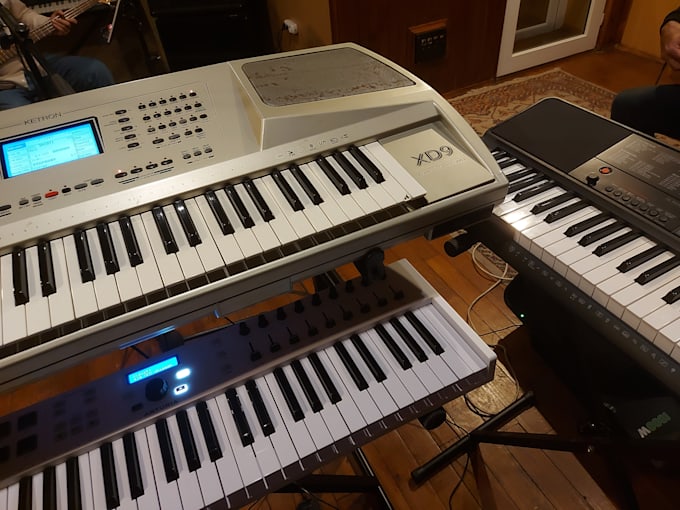 record synth solos, hammond organ, or any keyboards for you
