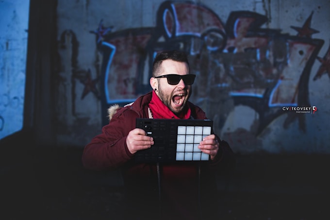 create custom boom bap or trap beats for your music project