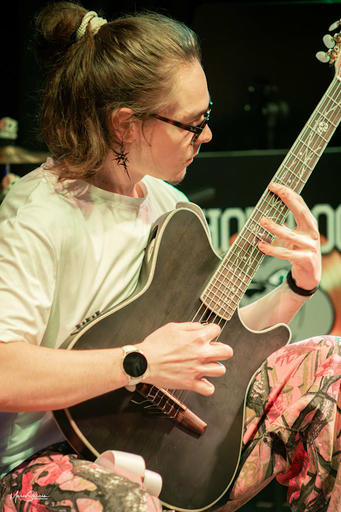 teach guitar online for beginners, kids and adults