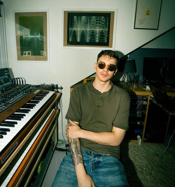 be your melodic techno ghost producer in 24 hours