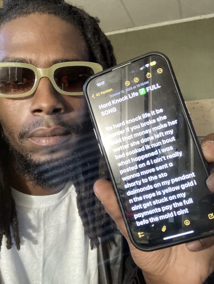 write custom rap lyrics and bars for your song or project
