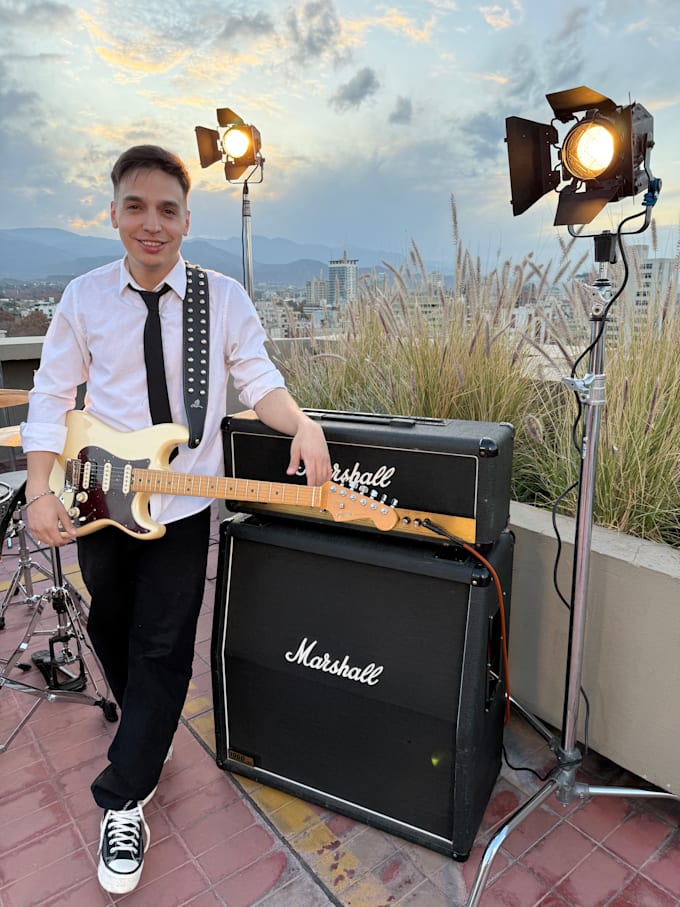 record professional guitar riffs and lines