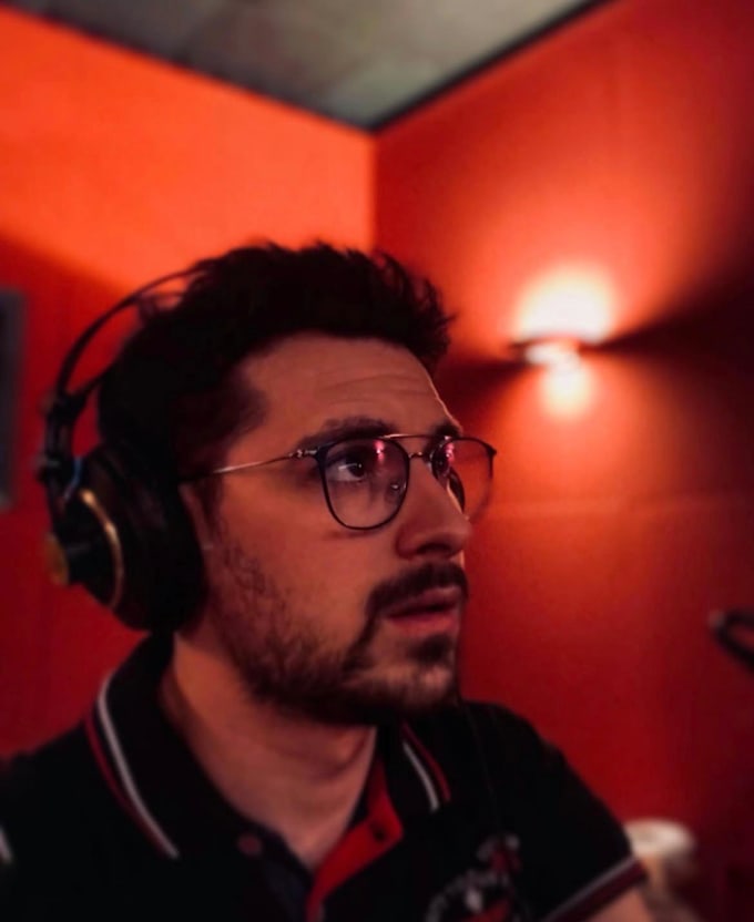 record a professional spanish male voice over