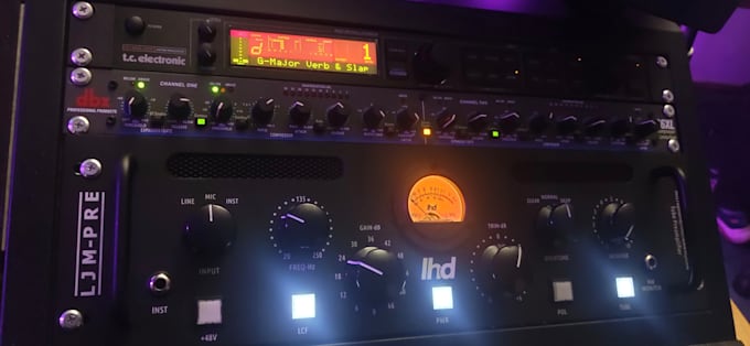 record bass guitar tracks for your song