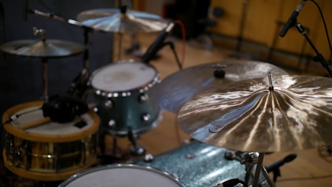replace your ai generated music with real instruments
