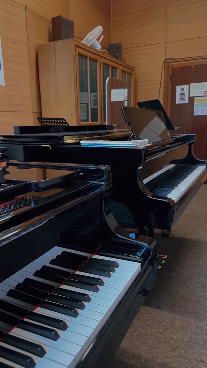 create your perfect wedding entrance on piano