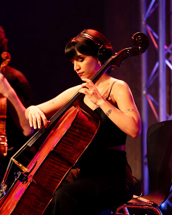 record and compose professional multilayer cello tracks