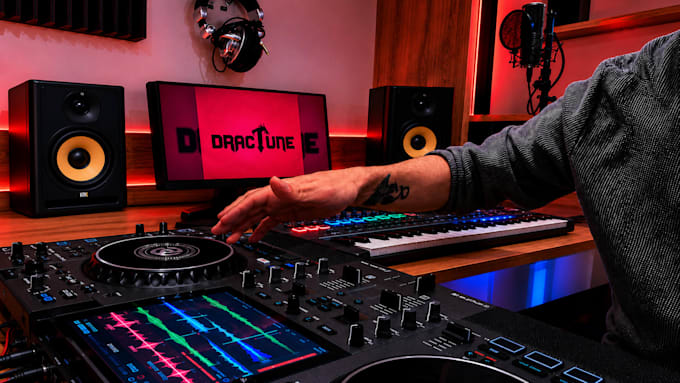 audio editor  music producer