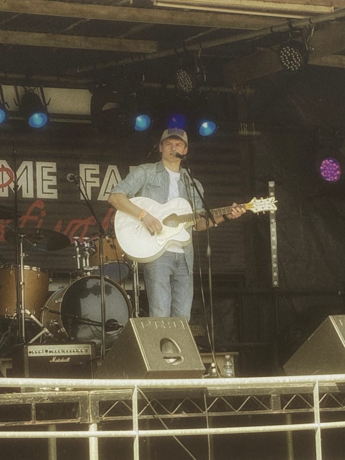 give songwriting advice to beginners