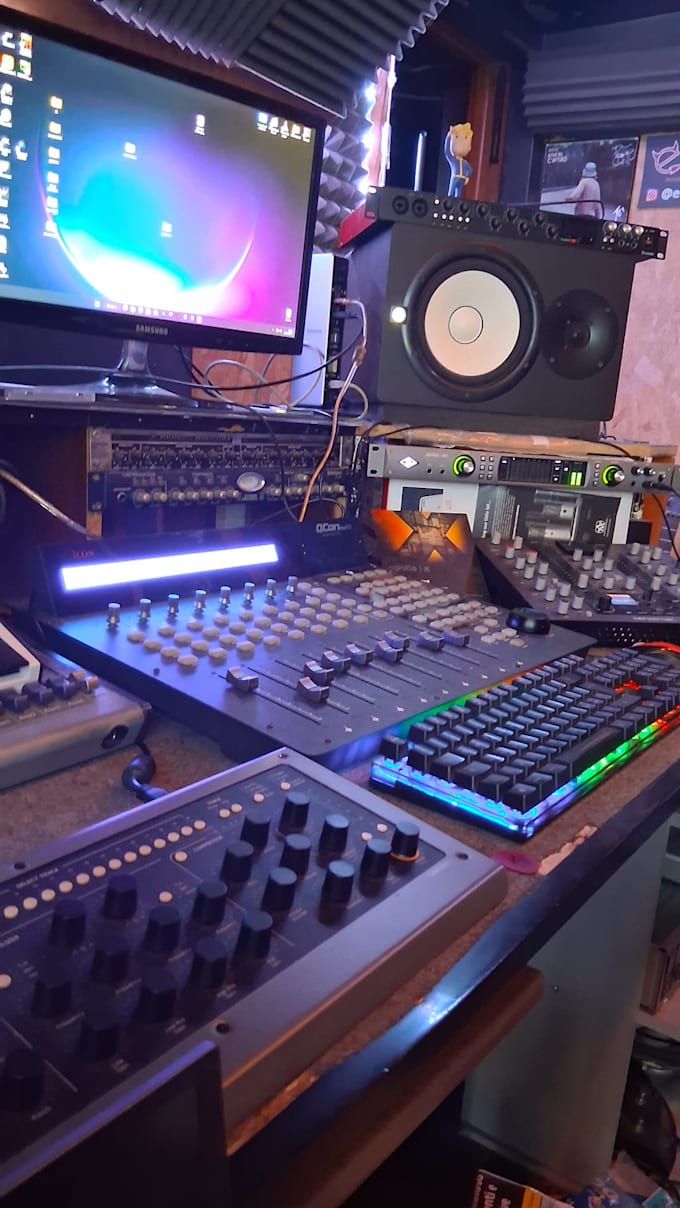 professionally mix and master your trap, pop or metal song