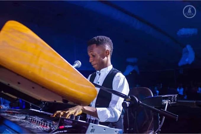 track a professional piano on your project