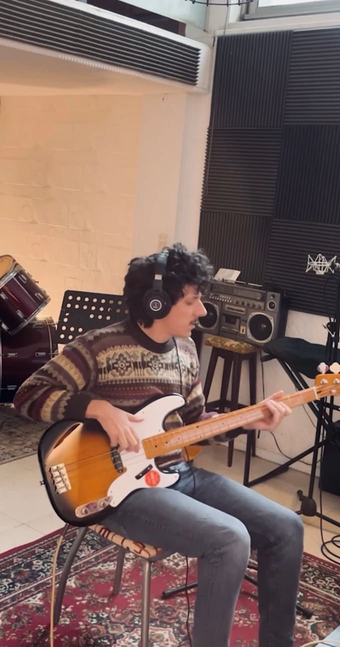 record the bass for your song