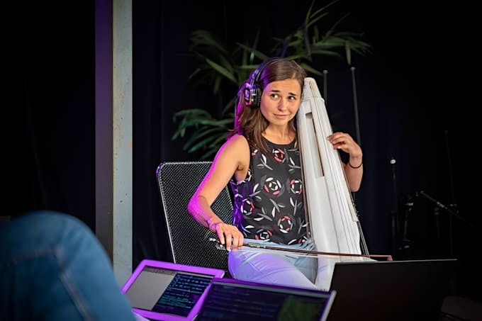 compose electroacoustic and experimental contemporary music for you
